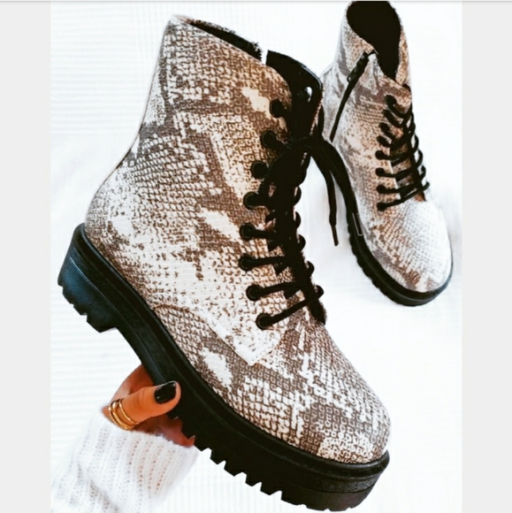 Shoes - 🚨The Seattle// snake print combat boot